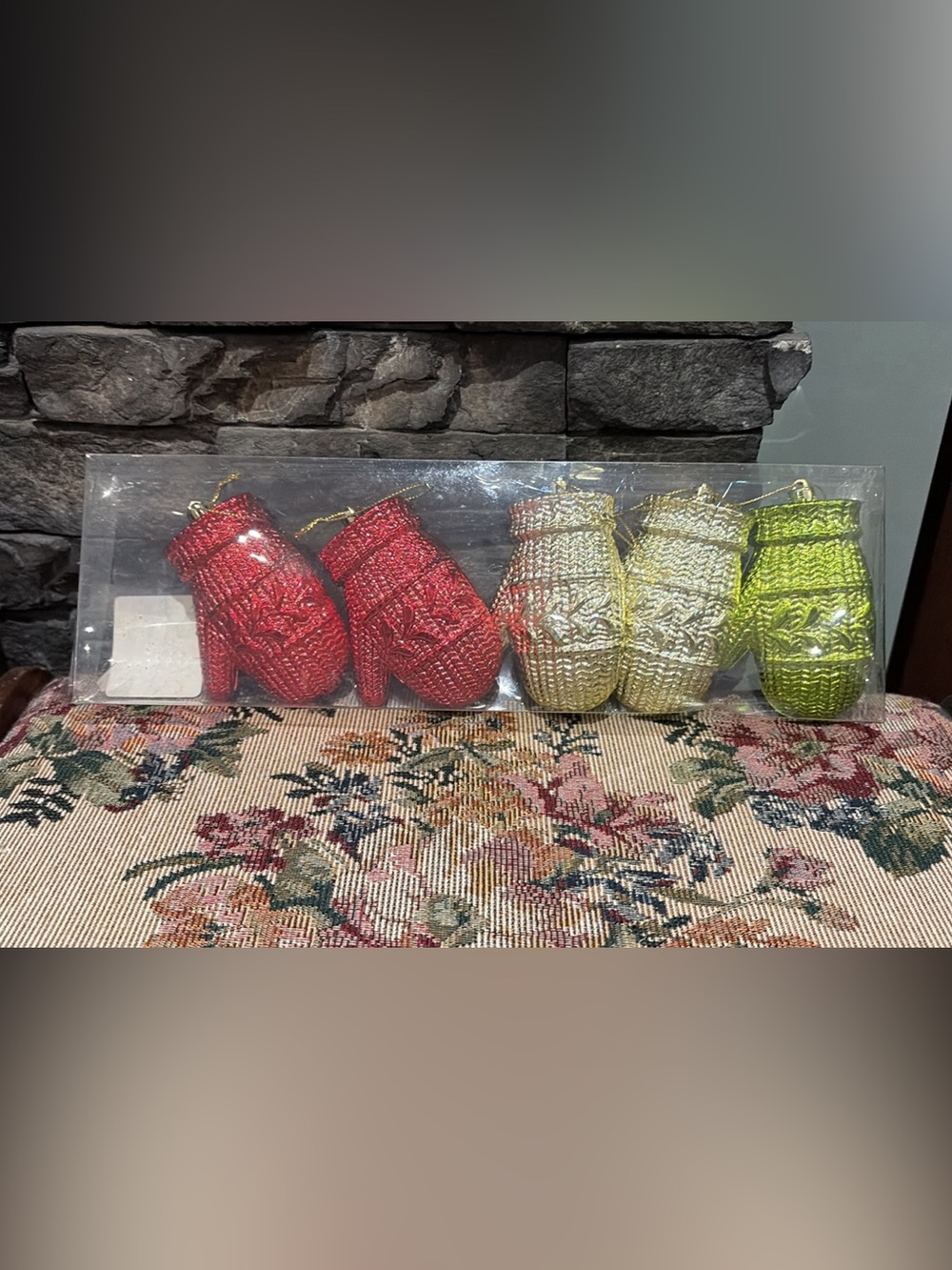 Set of 5 Mitten Christmas Ornaments